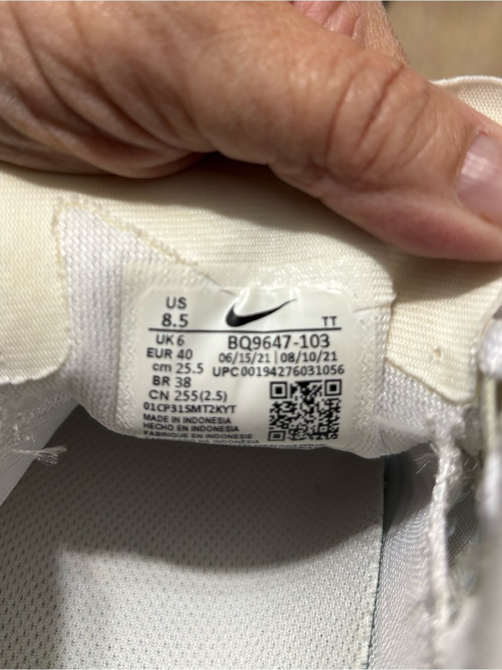 Nike Women's White Running Shoes with Rainbow Gradient Swoosh Accents - Picture 6 of 8